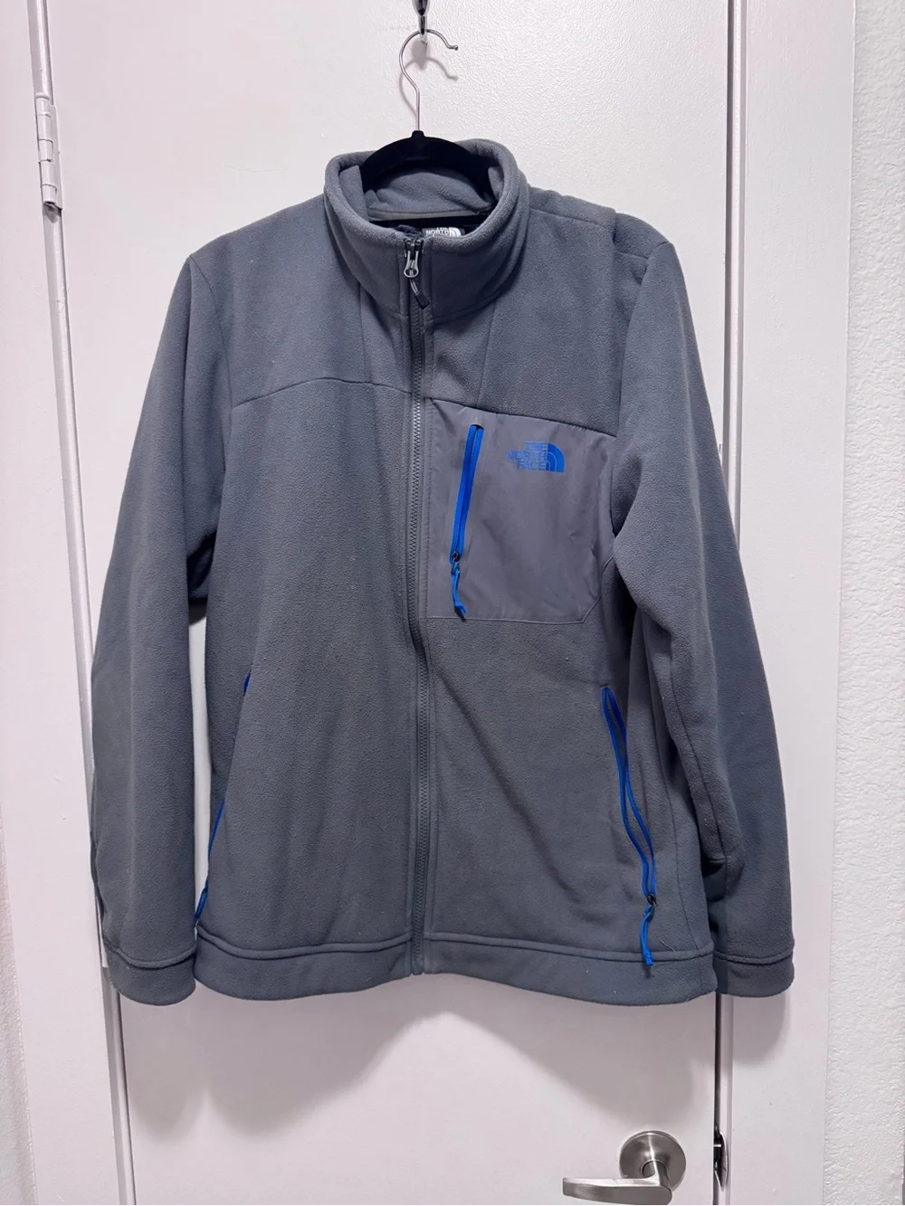 The North Face Men’s Medium Gray Fleece Full Zip Jacket Outdoor Hiking Pullover